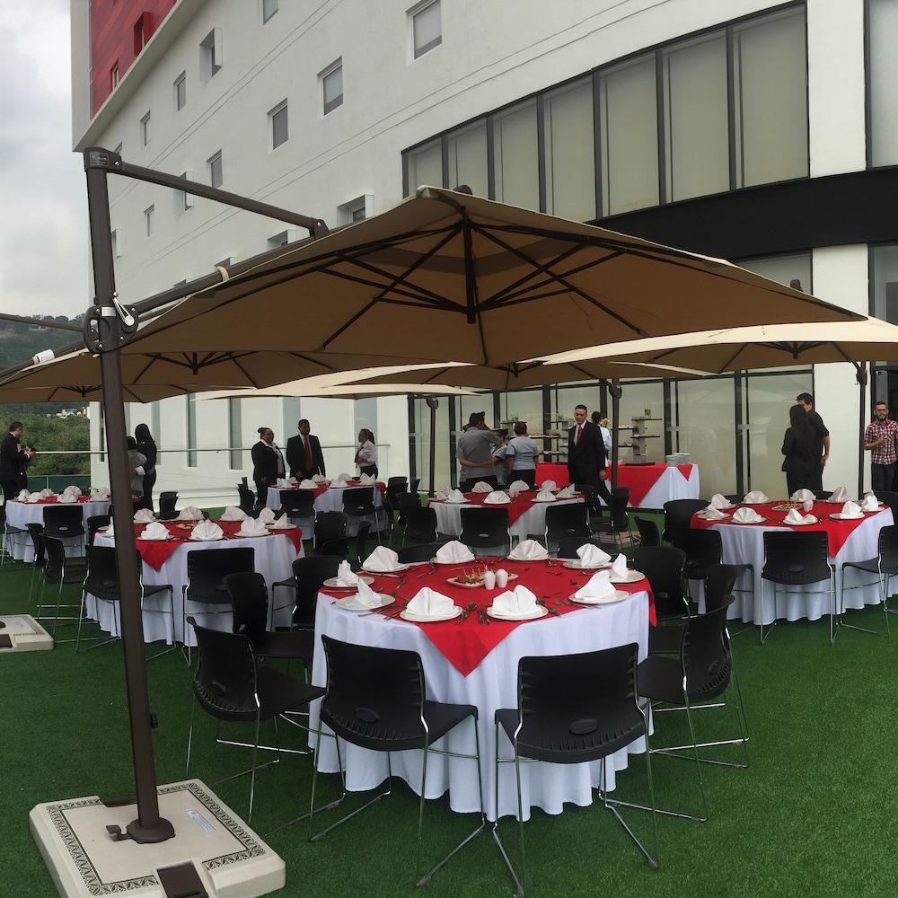 Ramada Encore By Wyndham Guadalajara Sur Palomar Zewnętrze zdjęcie