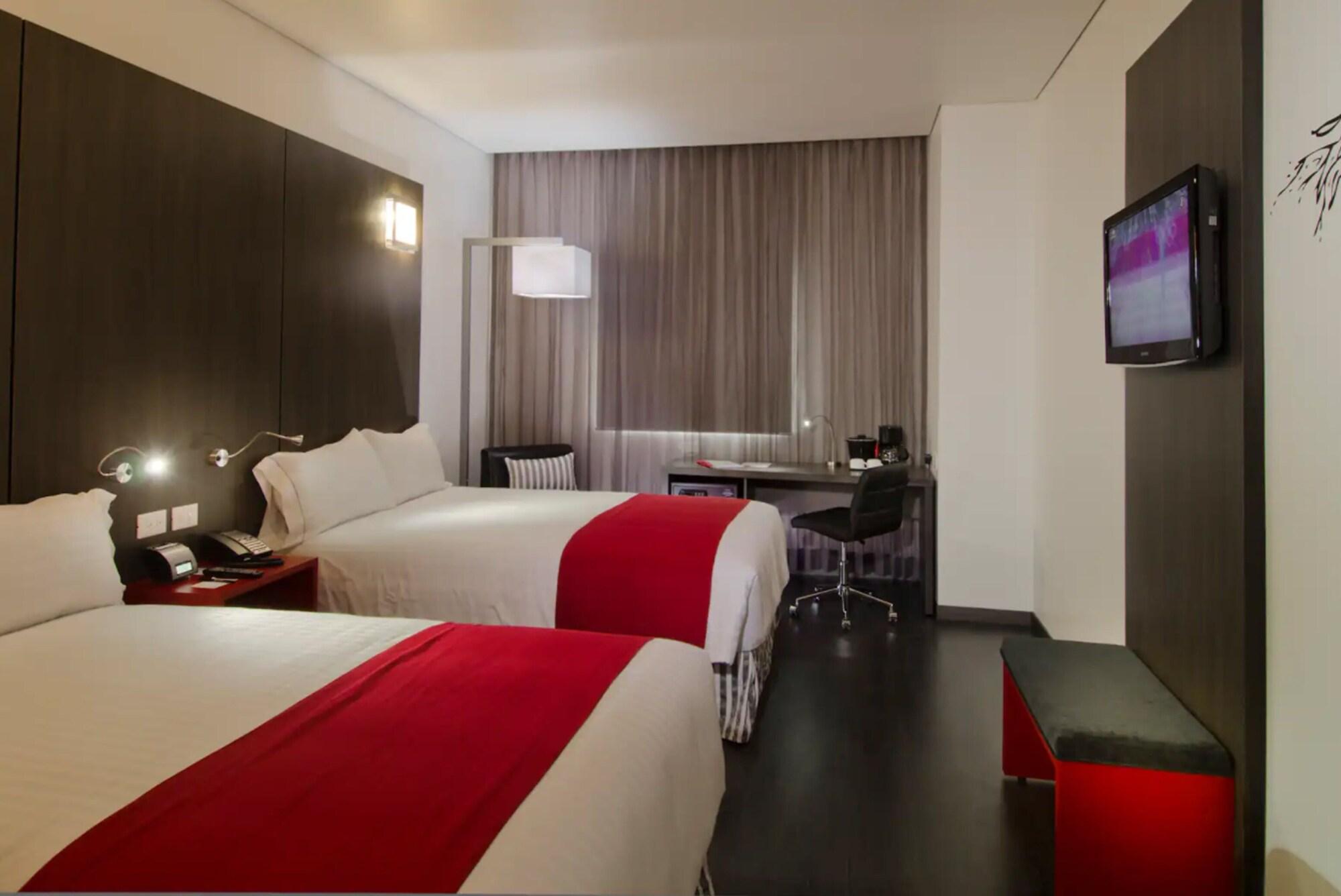 Ramada Encore By Wyndham Guadalajara Sur Palomar Zewnętrze zdjęcie